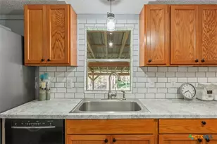 927 Alamo Rd, Cameron, TX 76520 - Photo 14