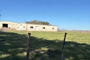 2082 FM318, Hallettsville, TX 77964 - Photo 24