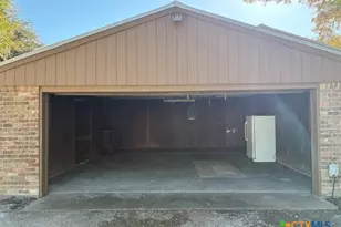 2082 FM318, Hallettsville, TX 77964 - Photo 2