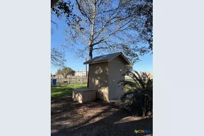 2082 Fm 318, Hallettsville, TX 77964 - Photo 22