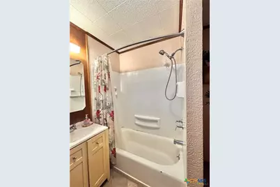 411 W Olive Avenue, Port O'Connor, TX 77982 - Photo 32