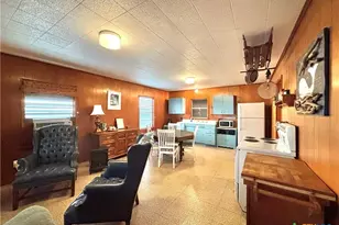 411 W Olive Ave, Port O'Connor, TX 77982 - Photo 18