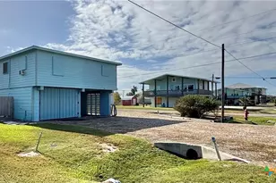 411 W Olive Ave, Port O'Connor, TX 77982 - Photo 20