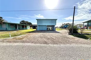 411 W Olive Ave, Port O'Connor, TX 77982 - Photo 24