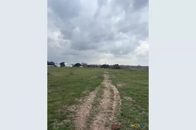 2082 Fm 318, Hallettsville, TX 77964 - Photo 2