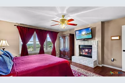 8010 Devonshire Drive, Spring Branch, TX 78070 - Photo 16