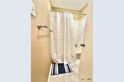 109 Park Place, Port Lavaca, TX 77979 - Photo 18