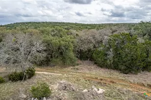 250 Mail Rte Rd, Fischer, TX 78623 - Photo 18