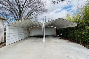 1105 Baldridge Dr, Gatesville, TX 76528 - Photo 32