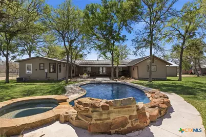 18335 Fm 86, Red Rock, TX 78662 - Photo 32