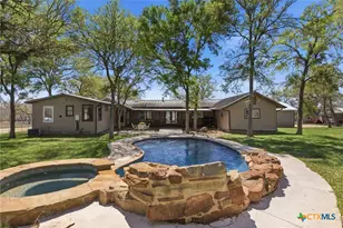 18335 FM86, Red Rock, TX 78662 - Photo 32