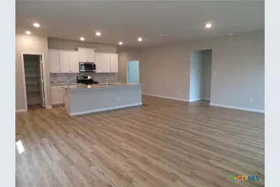 554 Blue Stem Road, New Braunfels, TX 78130 - Photo 6