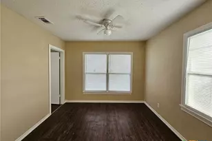 24 S 28th St, Killeen, TX 76541 - Photo 4