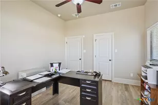 1007 Saddle Bluff Dr, Salado, TX 76571 - Photo 18