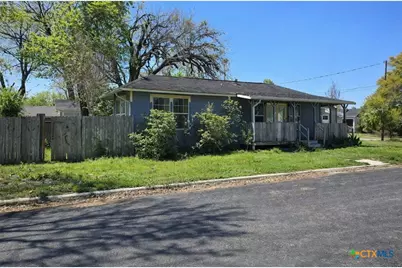 2001 E Forrest Street, Victoria, TX 77901 - Photo 2