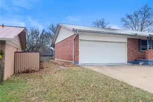711 S 25th St, Copperas Cove, TX 76522 - Photo 2
