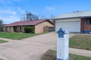 711 S 25th St, Copperas Cove, TX 76522 - Photo 4