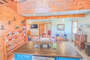 376 Haddock Dr, Palacios, TX 77465 - Photo 8