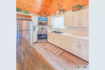 376 Haddock Drive, Palacios, TX 77465 - Photo 10
