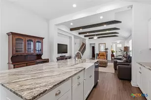 348 Brushy Creek, Victoria, TX 77904 - Photo 10