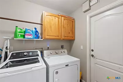 2026 Dripping Springs, New Braunfels, TX 78130 - Photo 28