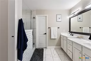 2026 Dripping Springs, New Braunfels, TX 78130 - Photo 20