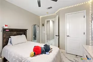 2026 Dripping Springs, New Braunfels, TX 78130 - Photo 24