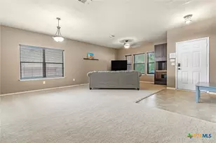 160 Japonica Ct, Kyle, TX 78640 - Photo 4