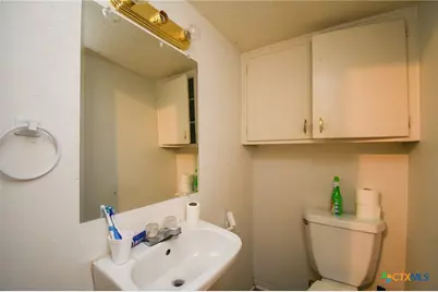 1805 Rosemary Avenue, Victoria, TX 77901 - Photo 28