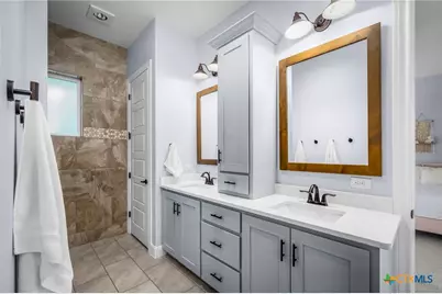 1623 Decanter Drive, New Braunfels, TX 78132 - Photo 24