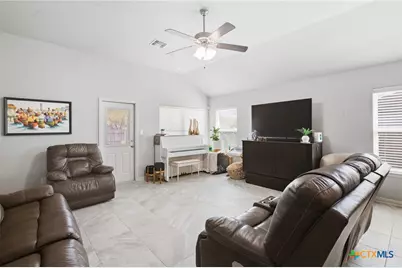 251 Cobble Stone Court, Victoria, TX 77904 - Photo 4