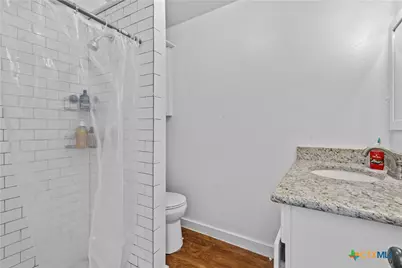 527 W San Antonio Street #6, San Marcos, TX 78666 - Photo 8