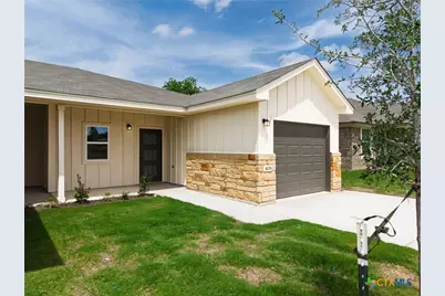 406 W Avenue C, Copperas Cove, TX 76522 - Photo 2