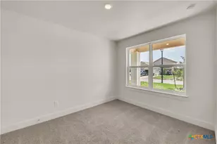 610 Campus St, Troy, TX 76579 - Photo 16