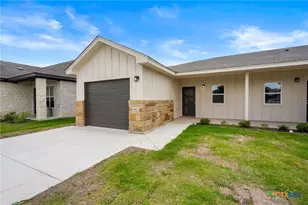 410 W Avenue C, Copperas Cove, TX 76522 - Photo 2