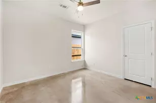 410 W Avenue C, Copperas Cove, TX 76522 - Photo 24