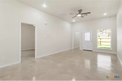 410 W Avenue C, Copperas Cove, TX 76522 - Photo 4