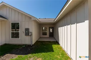 410 W Avenue C, Copperas Cove, TX 76522 - Photo 20