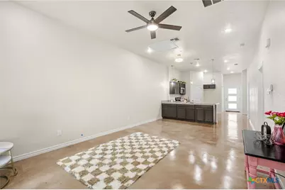 410 W Avenue C, Copperas Cove, TX 76522 - Photo 6