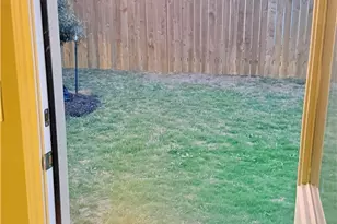 328 Havarti Wy, New Braunfels, TX 78130 - Photo 14