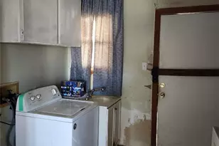 303 N 7th St, Copperas Cove, TX 76522 - Photo 12