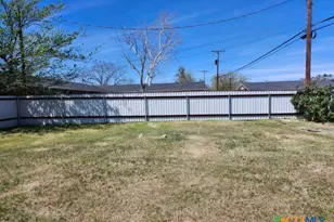 303 N 7th St, Copperas Cove, TX 76522 - Photo 24