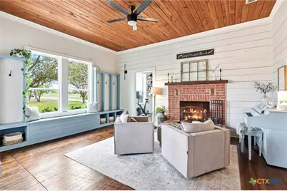 6673 Center Point Road, San Marcos, TX 78666 - Photo 4