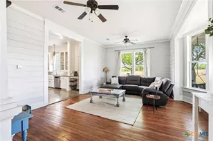 6673 Center Point Rd, San Marcos, TX 78666 - Photo 6