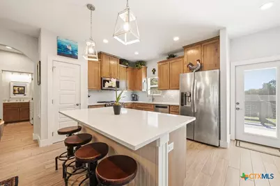 566 Whispering Breeze Drive, Canyon Lake, TX 78133 - Photo 8