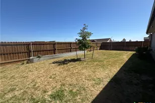 806 Eagle Crst Cv, Salado, TX 76571 - Photo 36