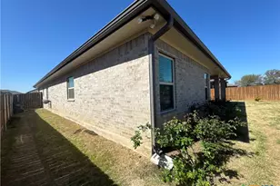 806 Eagle Crst Cv, Salado, TX 76571 - Photo 20