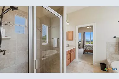 322 Kings Crown, Canyon Lake, TX 78133 - Photo 32