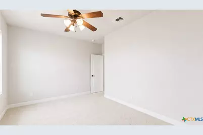 322 Kings Crown, Canyon Lake, TX 78133 - Photo 22