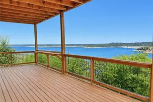 322 Kings Crown, Canyon Lake, TX 78133 - Photo 2